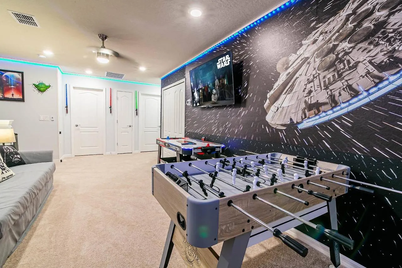 Spacious Home W Private Pool Gameroom In Resort Davenport
